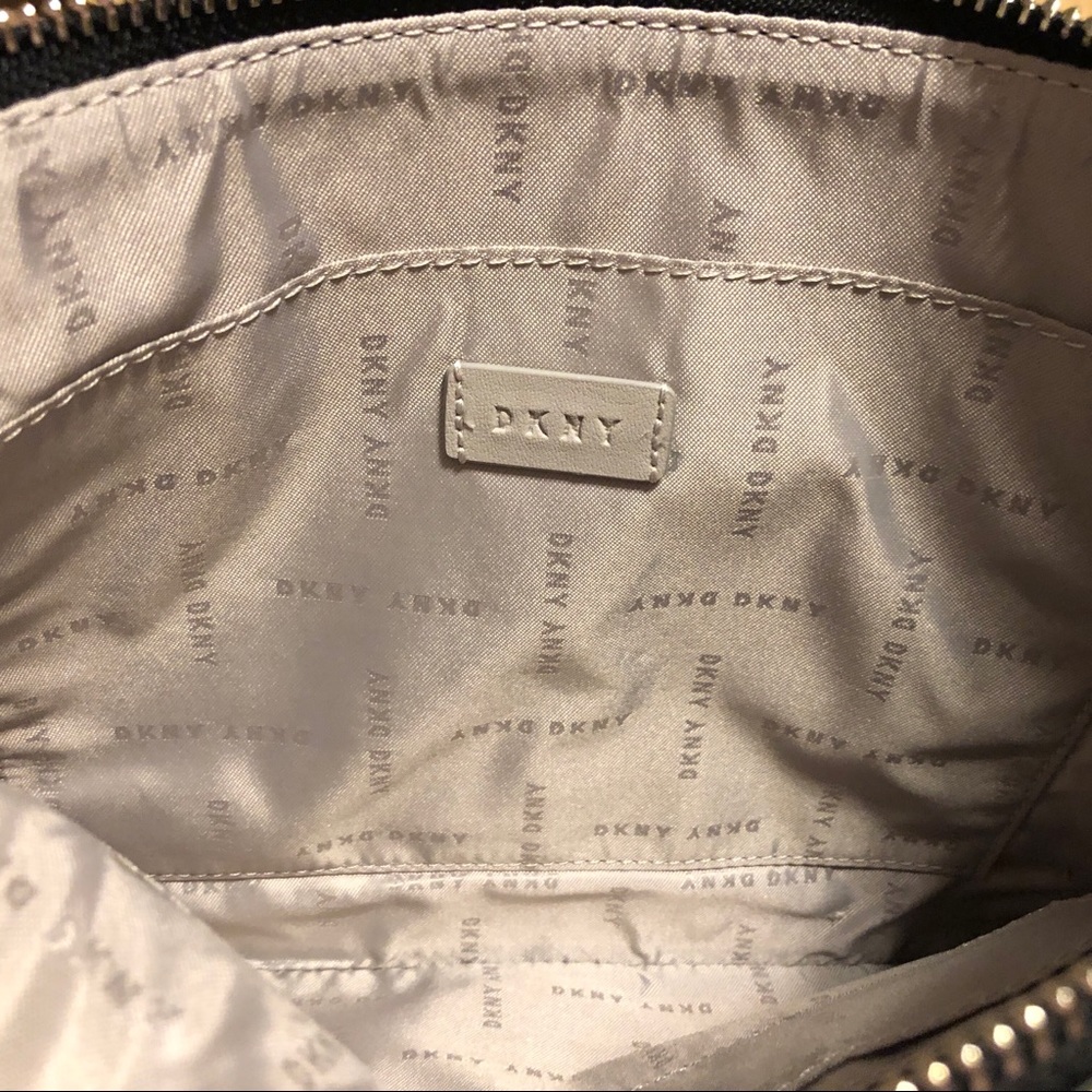 DKNY Ashlee Triple Pouches, Interchange Wriststrap - Picture 14 of 16
